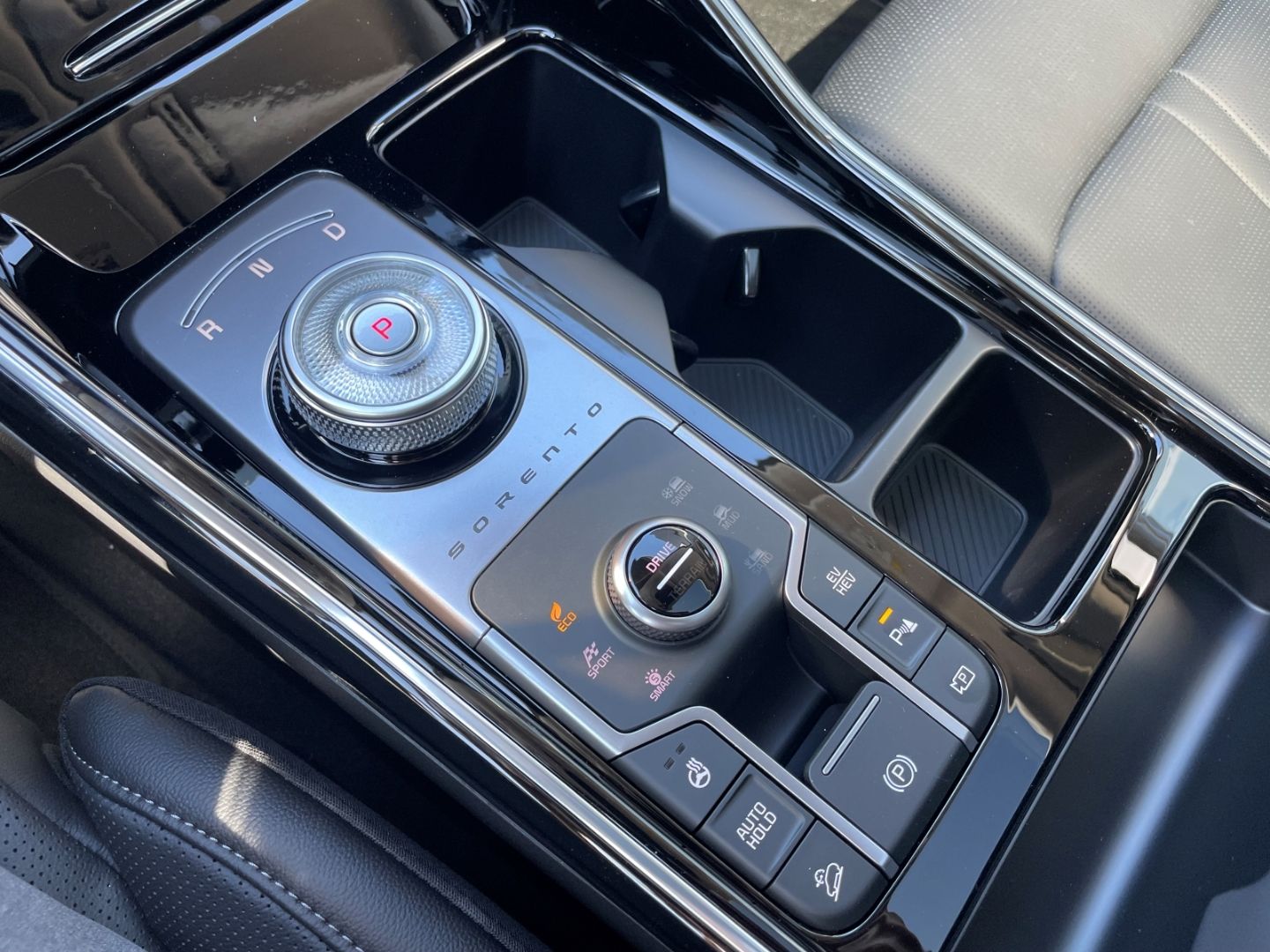 Fahrzeugabbildung Kia Sorento PlugInHybrid AWD LED Schiebdach 360Kamer