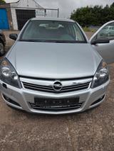 Opel Astra 1.4 Twinport ecoFLEX Edition Easytronic - Opel Astra: Easytronic
