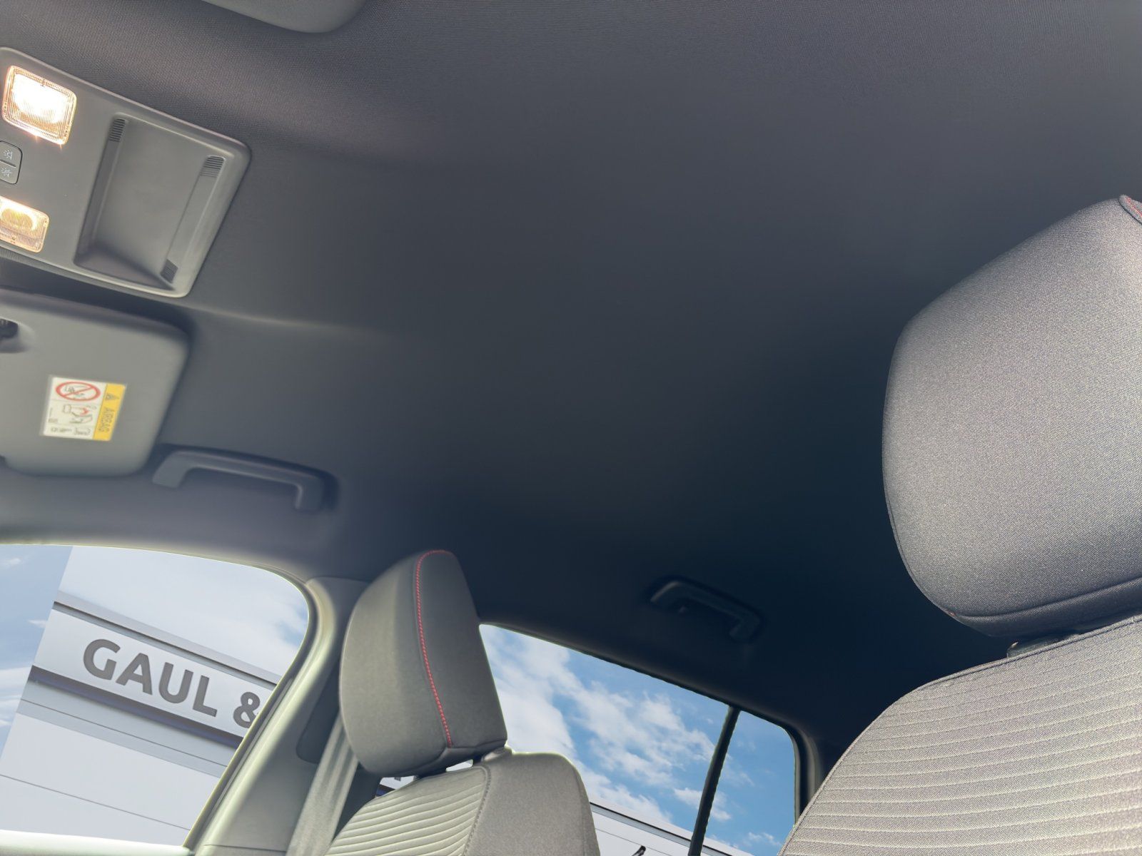 Fahrzeugabbildung Ford Focus ST-Line X #Fahrassistenz-Paket