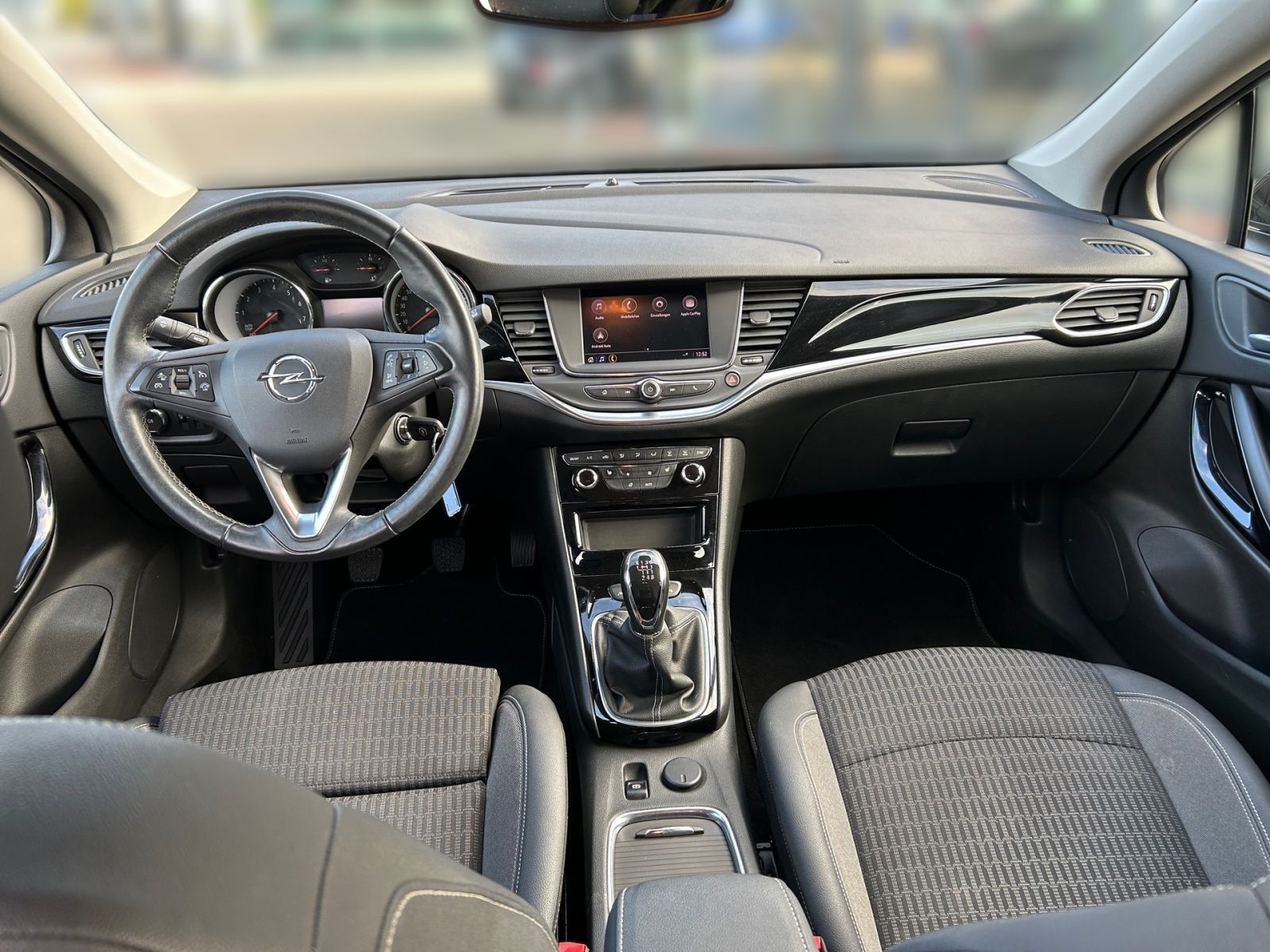 Fahrzeugabbildung Opel Astra K Sports Tourer 1.2 Turbo, Elegance