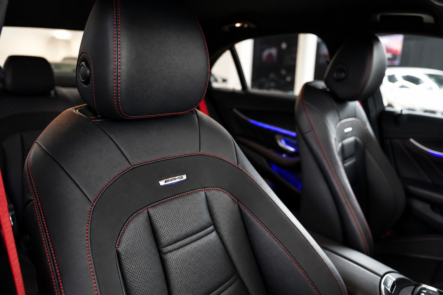 Fahrzeugabbildung Mercedes-Benz E 43 AMG E 43 AMG 4Matic *Ambiente*MultibeamLED*