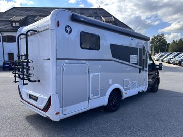 Sunlight Adventure T Ford 670S Combi 6E Hubbett Autom.