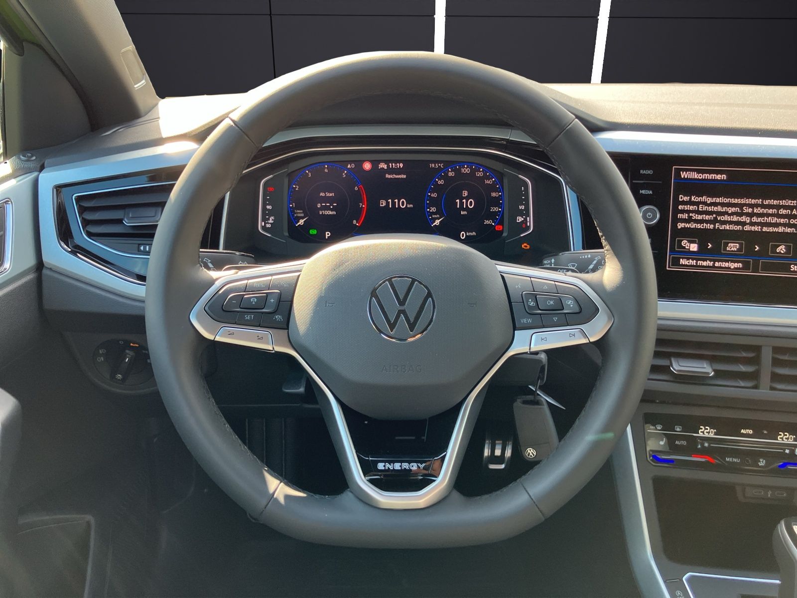 Fahrzeugabbildung Volkswagen Taigo Energy LED DAB ACC