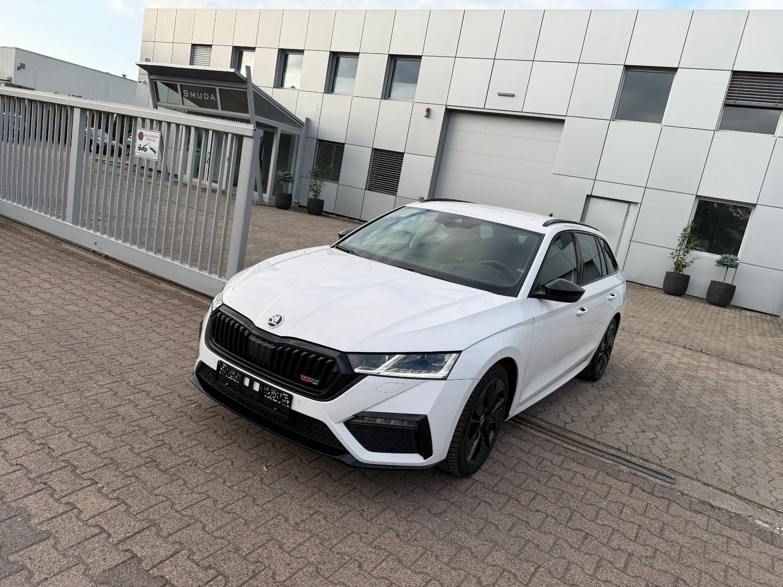 Skoda Octavia RS *HUD*AMBIENTE*KAMERA*ACC*LANE*SIDE*