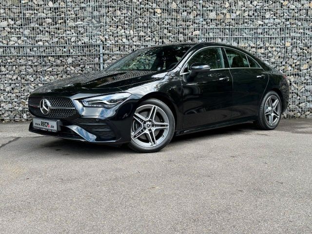 Mercedes-Benz CLA 200 d Coupe AMG  Kamera Keyless Premium Line