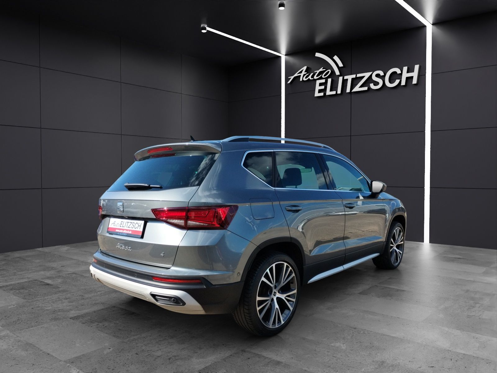 Fahrzeugabbildung SEAT Ateca TSI Xperience DSG 4Drive LED Navi AID ACC