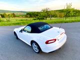 Fiat 124 Spider Turbo Lusso & 4 Pakete  1. Hd - weiße Fiat 124 Spider