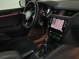 Skoda Octavia 2.0 TDI Lim RS NAV/MEMORY/SMART/ACC/DAB - Skoda Octavia mit Diesel-Antrieb: Schwarz, Limousine