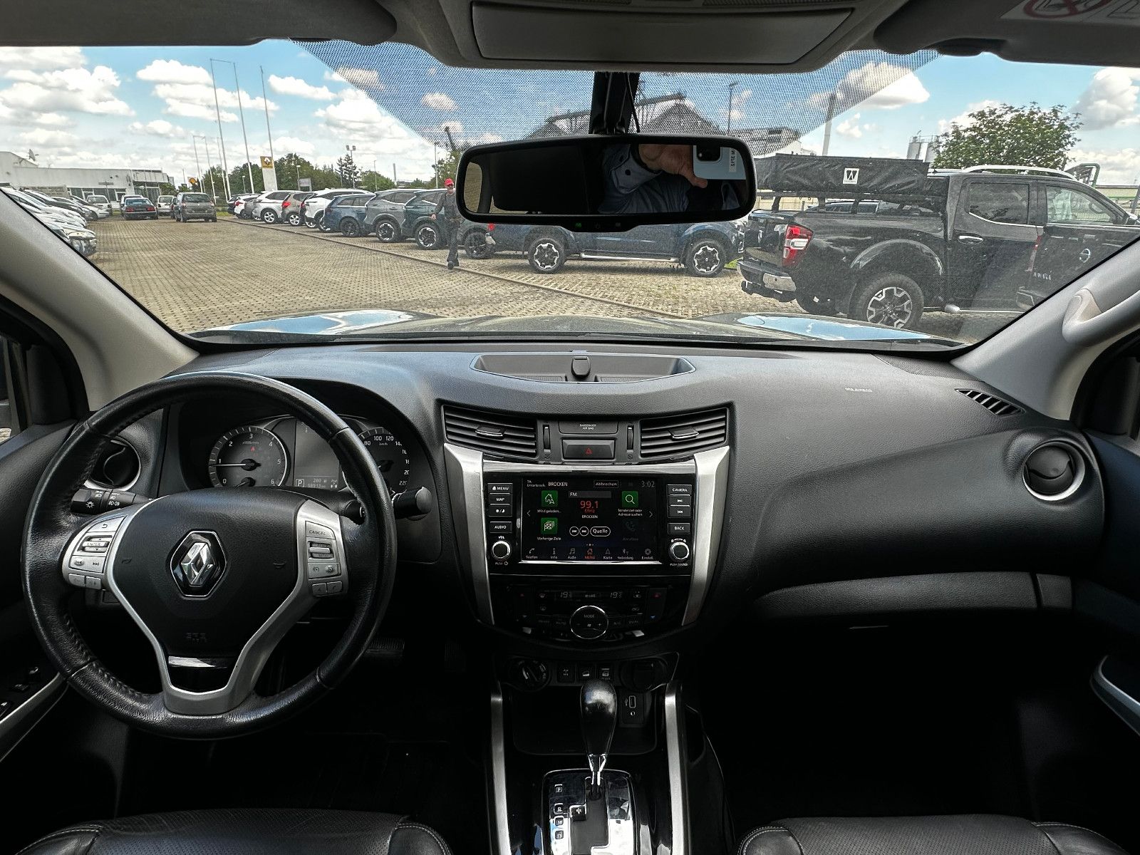 Fahrzeugabbildung Renault Alaskan Intens Double Cab 4x4