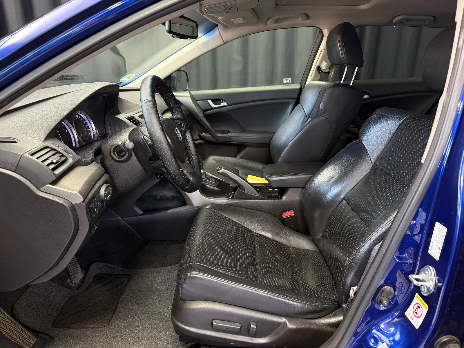 Fahrzeugabbildung Honda Accord Tourer Executive |AUTOMATIK|RF-CAM