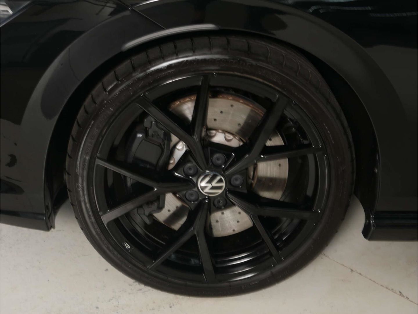 Volkswagen Golf R 2.0 TSI 4Mot. Black Edition DSG AKRA Pano foto 5
