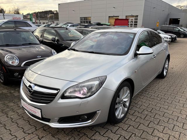 Opel Insignia. XENON*NAVI*KAMERA*SHZ*SD*TOTWNKEL*ALU*