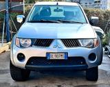 Mitsubishi L200 2.5 DI-D/136CV Club Cab Invite - Mitsubishi L200: Club Cab