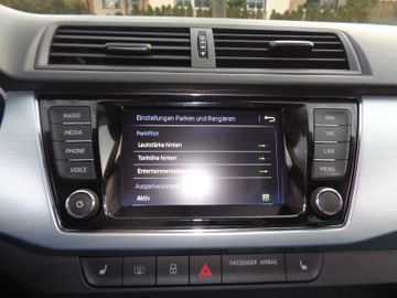 Bild 17 Skoda Fabia Combi Amb 1.0 95PS PDC SHZ NAVI BT GJR TEM
