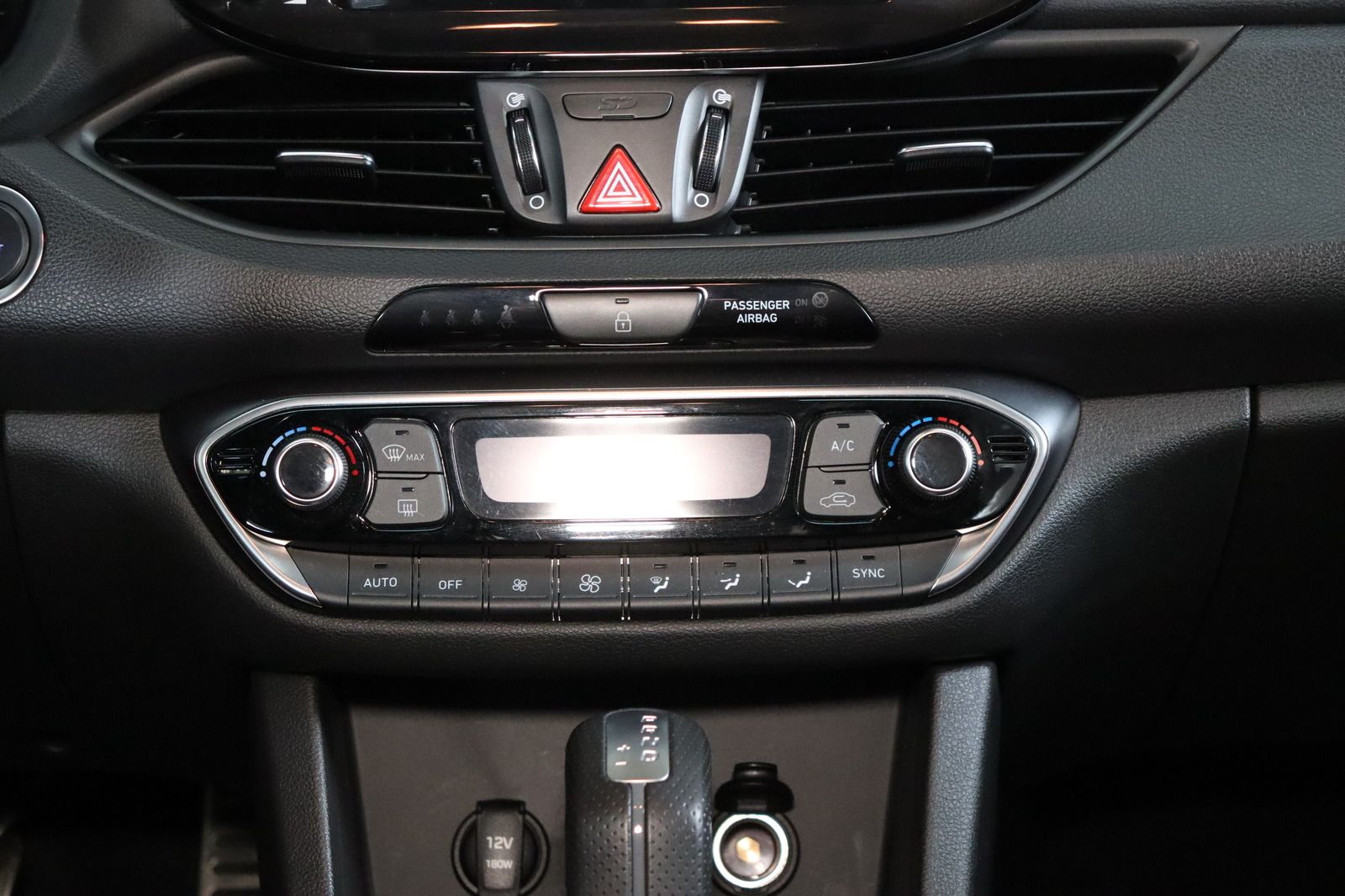 Fahrzeugabbildung Hyundai i30 1.4 T-GDI N-Line * 1. Hand Werksgarantie bis