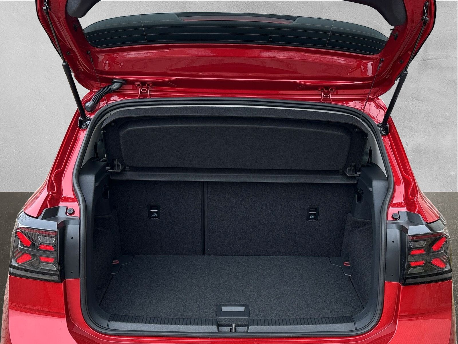 Fahrzeugabbildung Volkswagen T-Cross Style 1.5 TSI 110kW 7-Gang DSG AHK