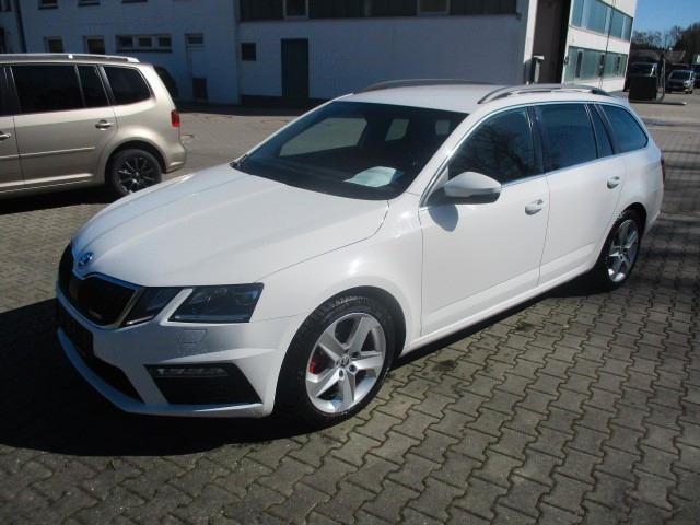 Skoda Octavia Combi RS DSG LED PDC SHZ