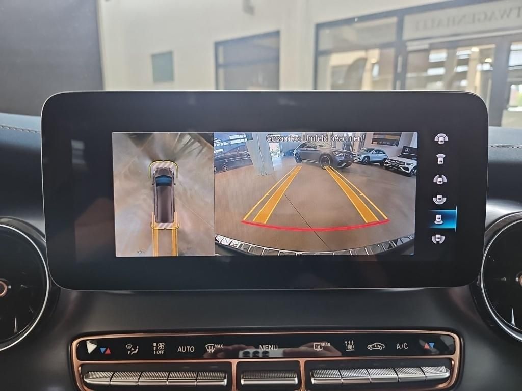 Fahrzeugabbildung Mercedes-Benz EQV 300 AVG lang 7Sitze AIRMATIC Pano Sound 360°