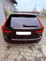 Volvo V90 D5 AWD Momentum Pro Geartronic Momentum Pro - Volvo V90: Momentum Pro