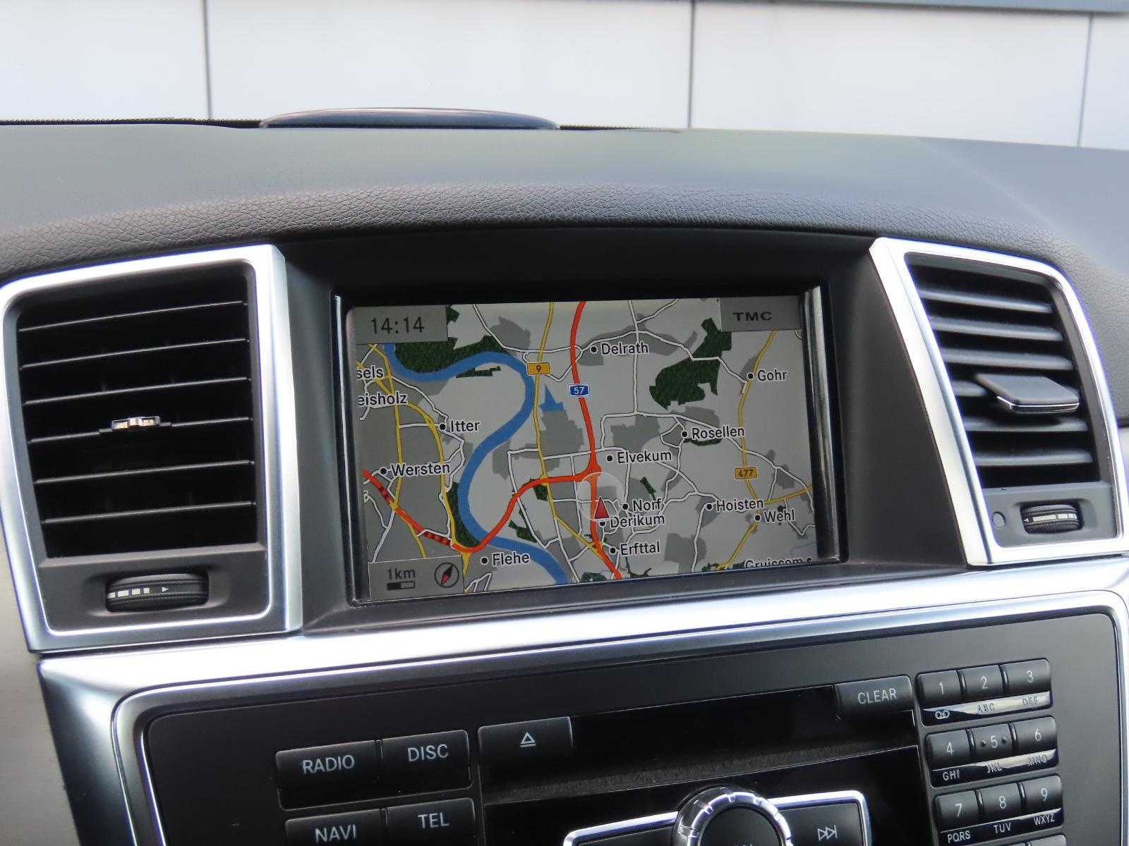 Mercedes-Benz ML 350 BlueTEC 4MATIC Autom. Leder 360° AHK