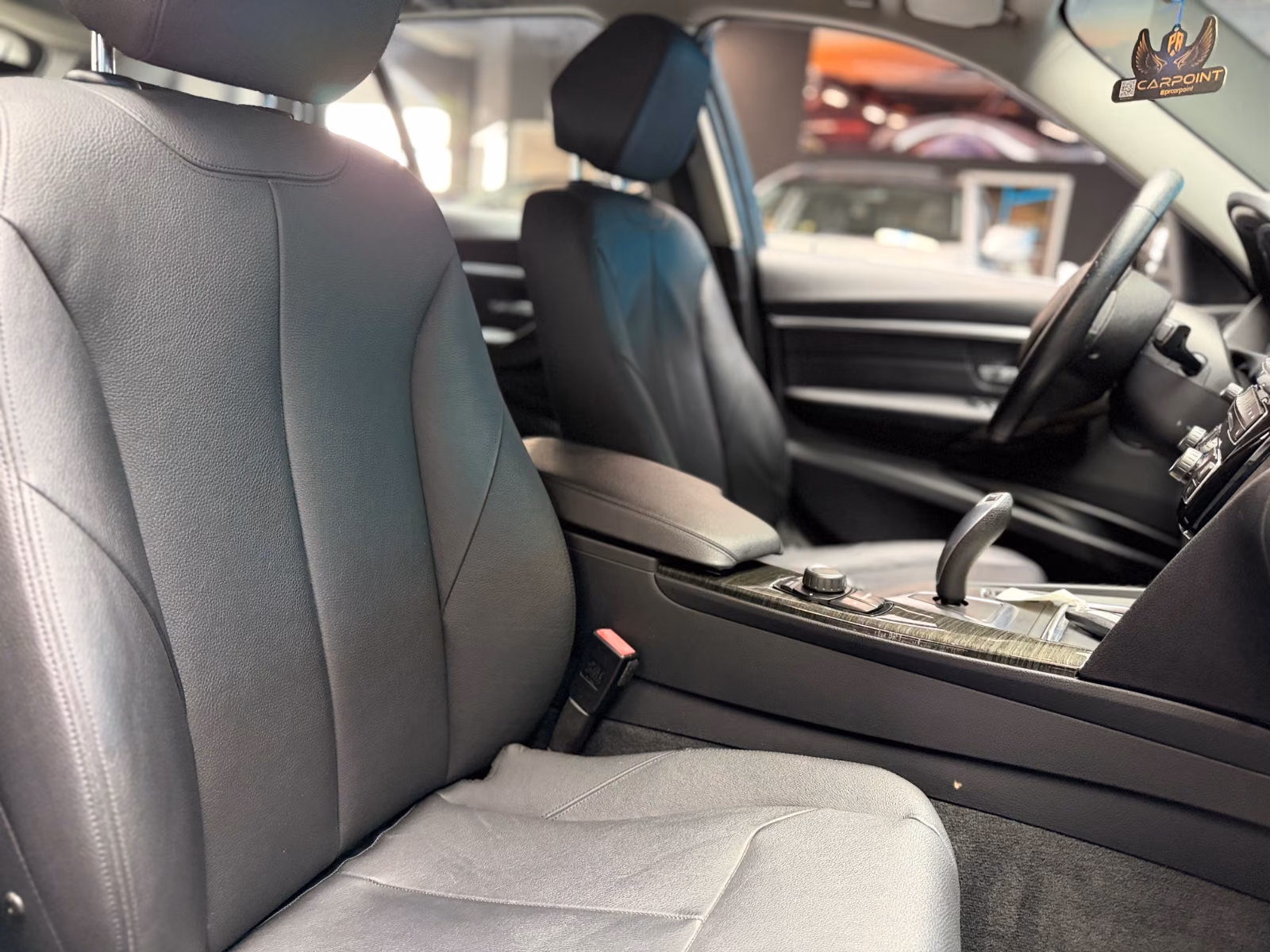 BMW 320 3 Touring 320 i xDrive Luxury Line/Volleder/