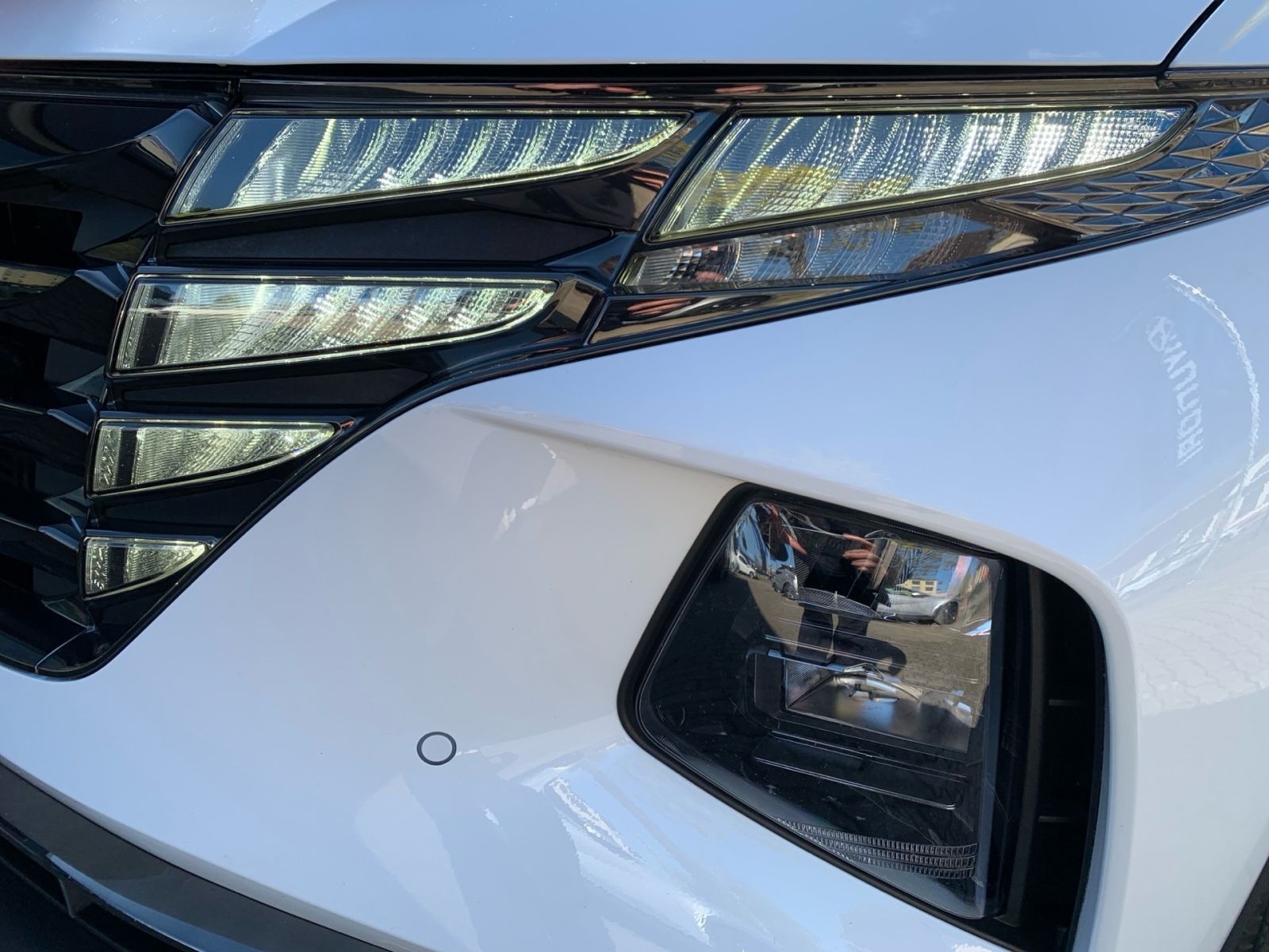 Fahrzeugabbildung Hyundai TUCSON 1.6 T-GDI Trend Plug-In Hybrid 4WD el.HK