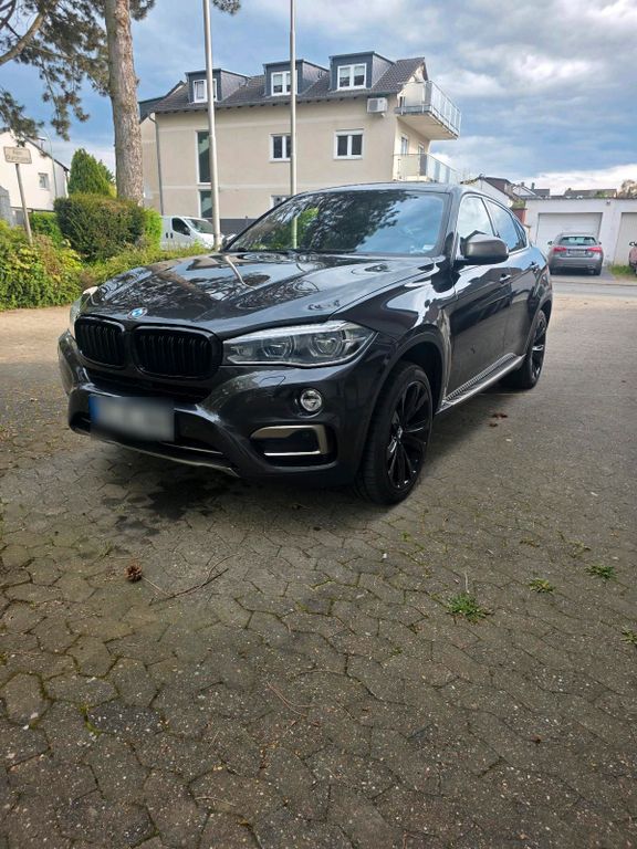 Image of BMW X6