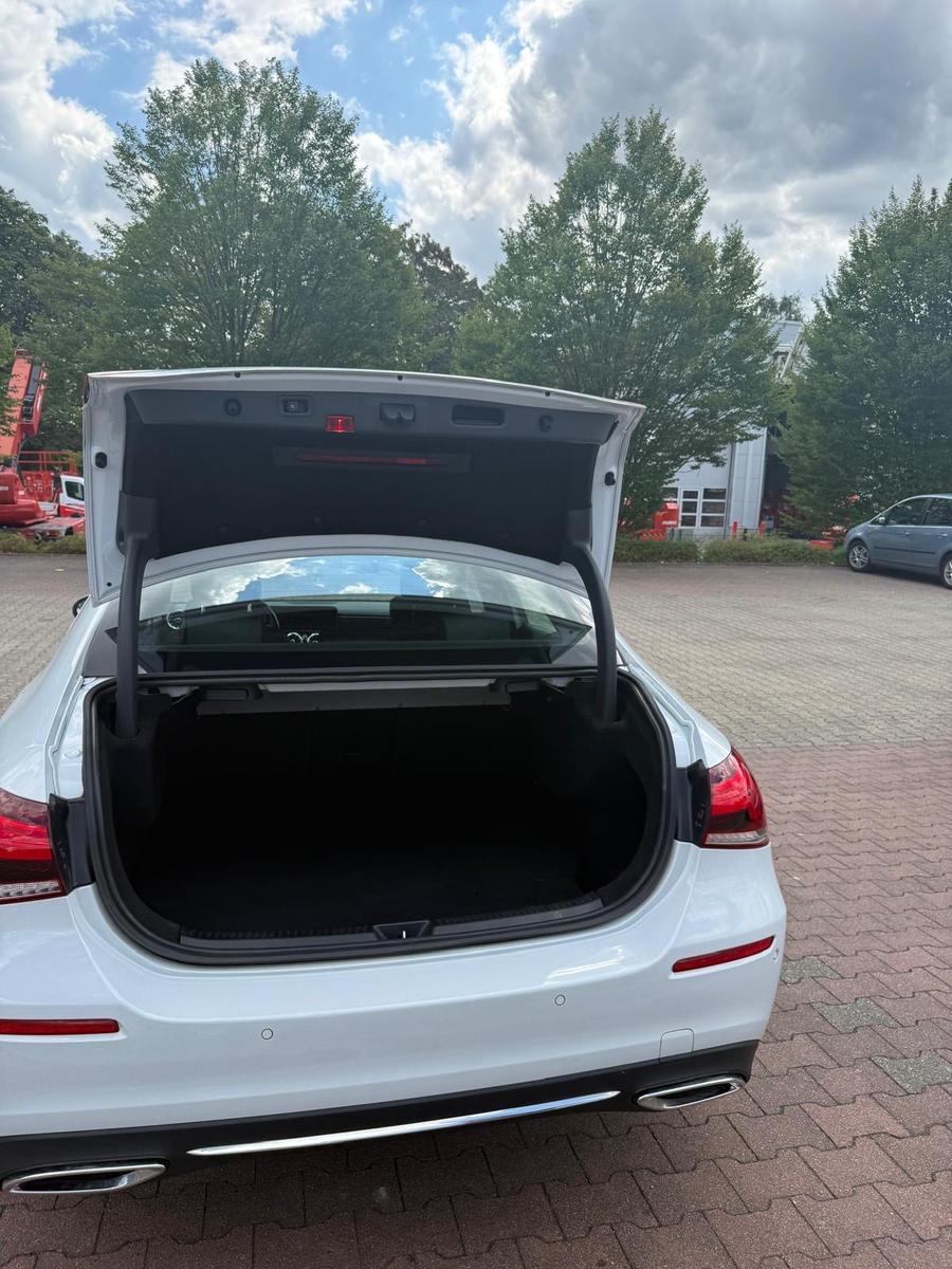 Mercedes-Benz A 250 e DCT Progressive