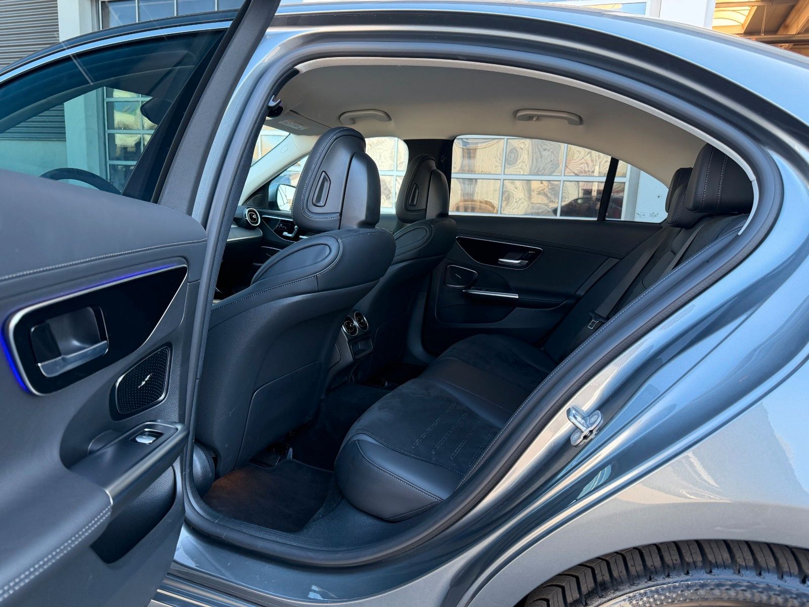 Fahrzeugabbildung Mercedes-Benz C 200 AMG+Memory