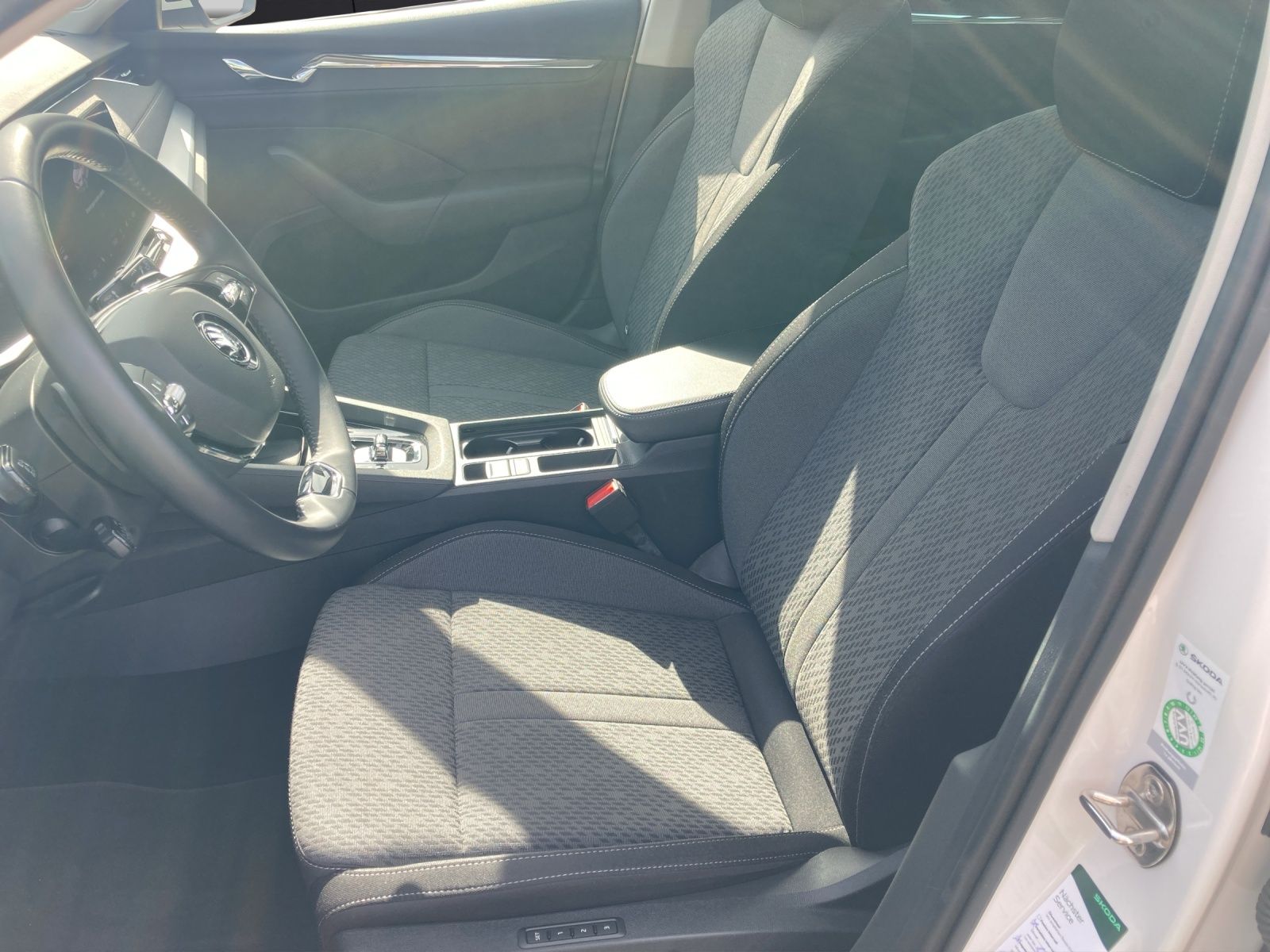 Fahrzeugabbildung SKODA Octavia Combi iV Style DSG LED Navi ACC RFK SH 1