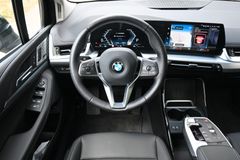 Fahrzeugabbildung BMW Active Tourer 223d xDrive*Luxury*DKG*PANO*H&K*