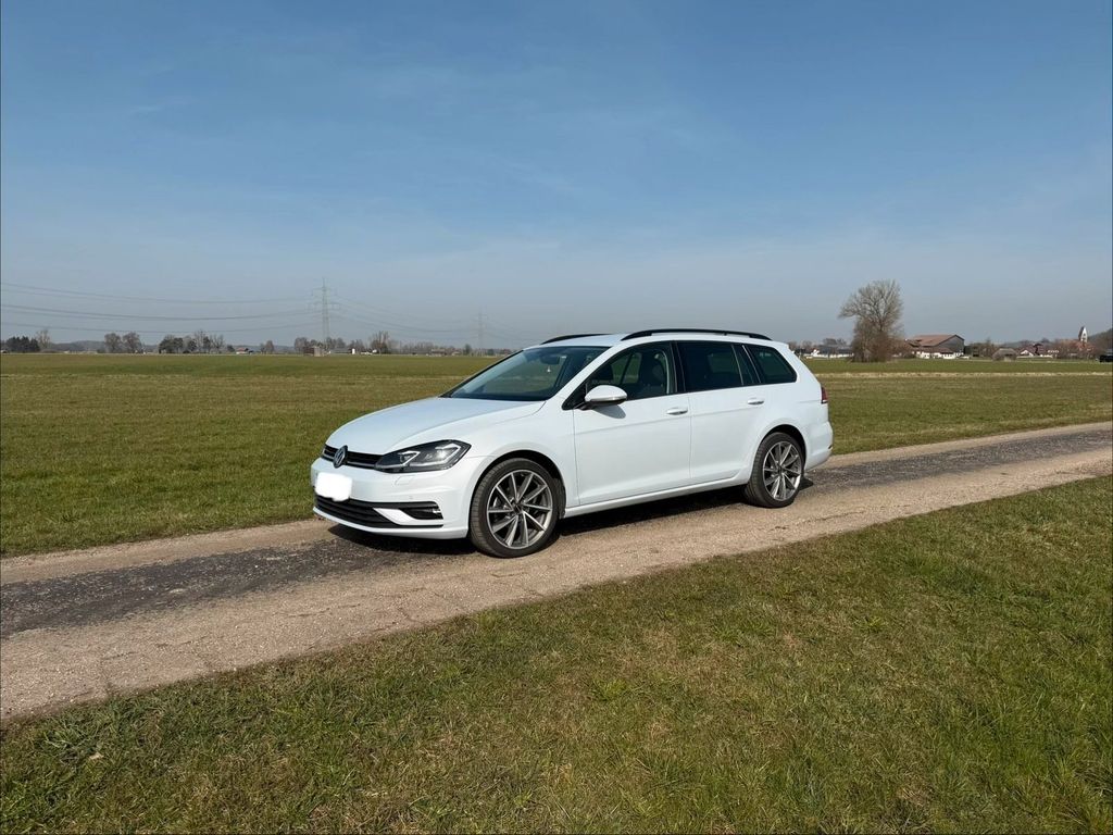 Image of Volkswagen Golf