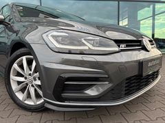 Fahrzeugabbildung Volkswagen Golf VII Variant 1.5 TSI Highline *PANO*R-LINE*