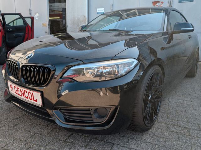 BMW 220