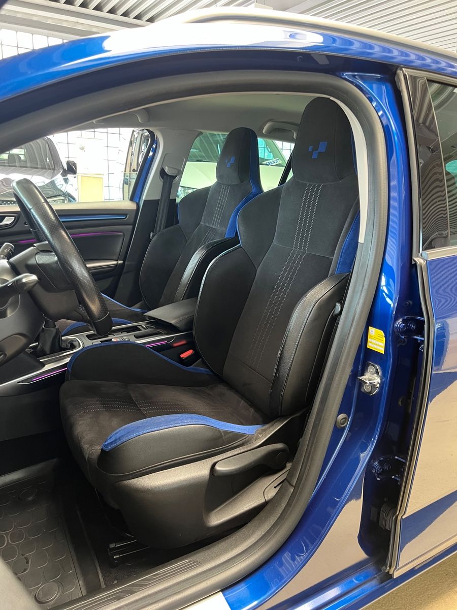 Fahrzeugabbildung Renault Megane IV Grandtour GT-Line *SCHALENSITZE*