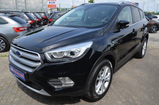 Ford Kuga 1.5 EcoBoost Titanium 4x4 LED Navi AHK