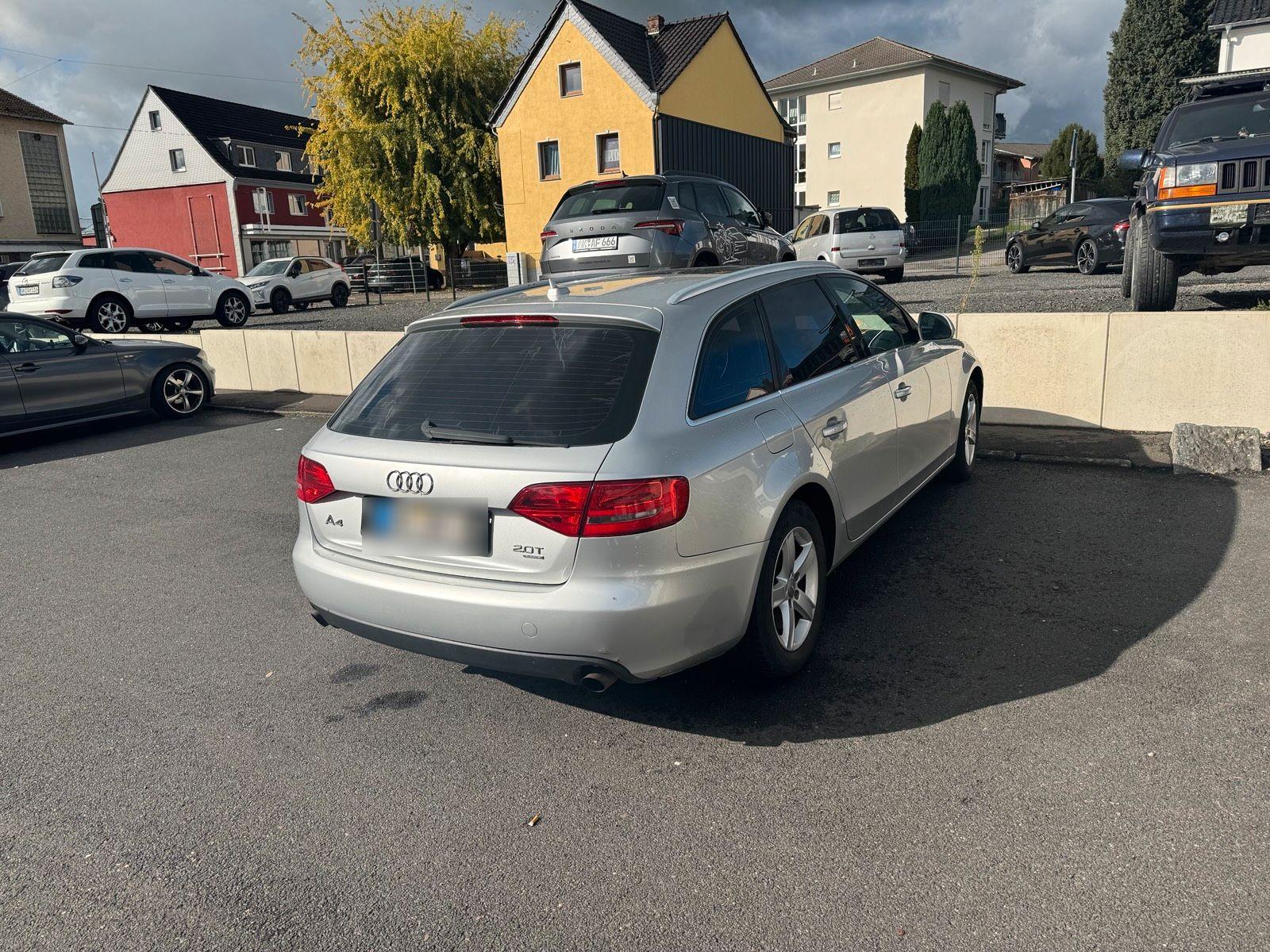 Audi A4 2009 — photo 5