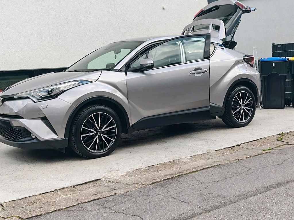 Image of Toyota C-HR