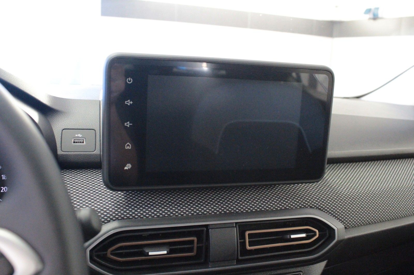 Fahrzeugabbildung Dacia Sandero TCe 90 Stepway auto Expression*Winterp.*