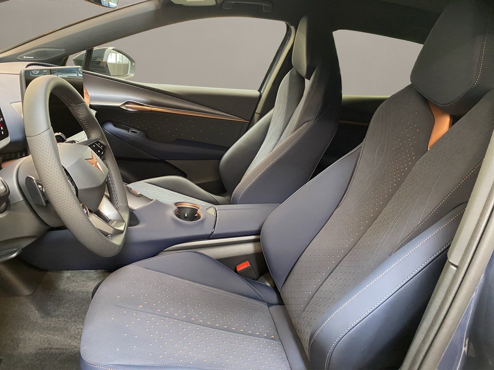 Cupra Tavascan - Bild 8