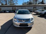 Toyota Avensis 2.2 110KWEURO5,AHK,KLIMA,TÜV03/2028 - gebrauchte Toyota Avensis aus dem Jahr 2010