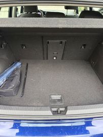 Volkswagen Golf - 12