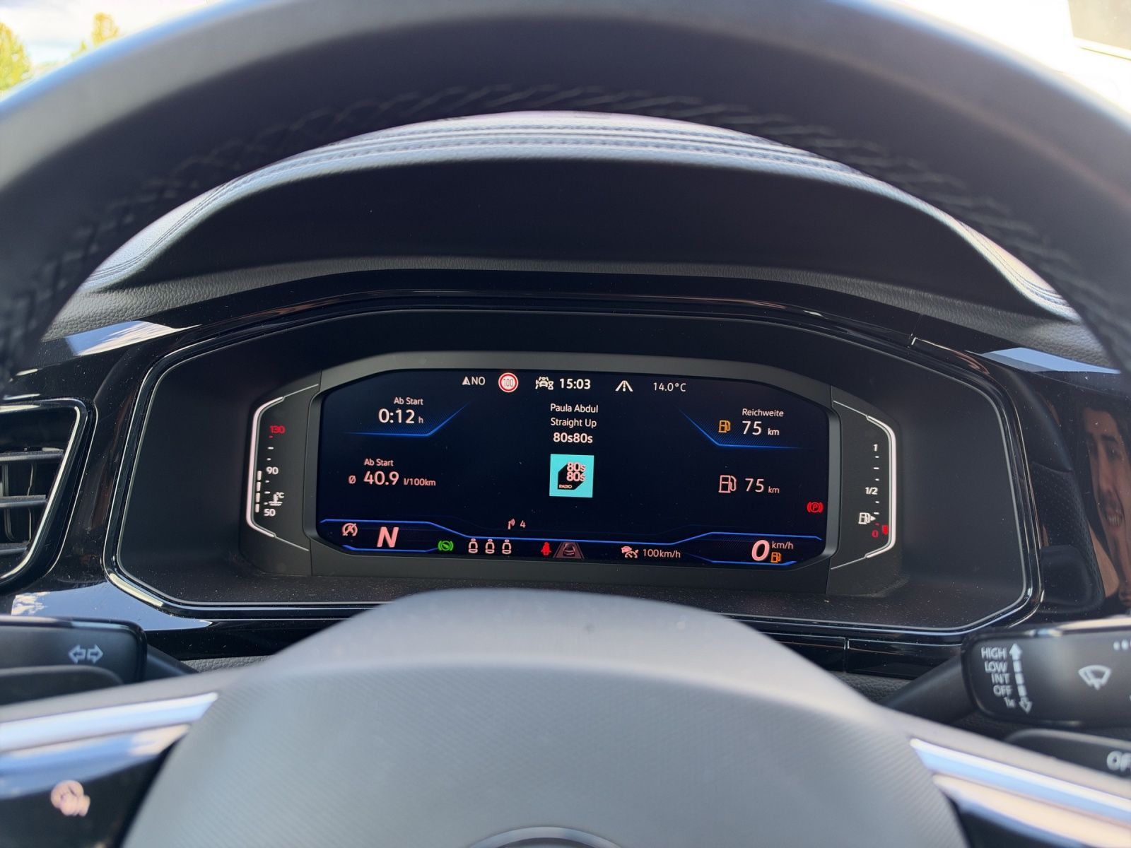 Volkswagen T-Roc - Bild 12