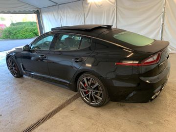 KIA Stinger - 8