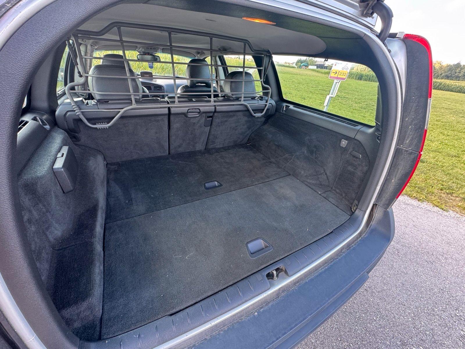 Volvo XC70 2004 — photo 8