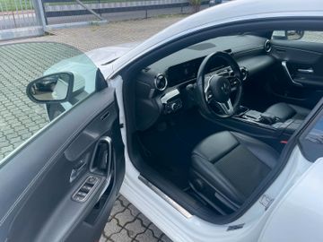 Mercedes CLA 200 Shooting Brake - 5