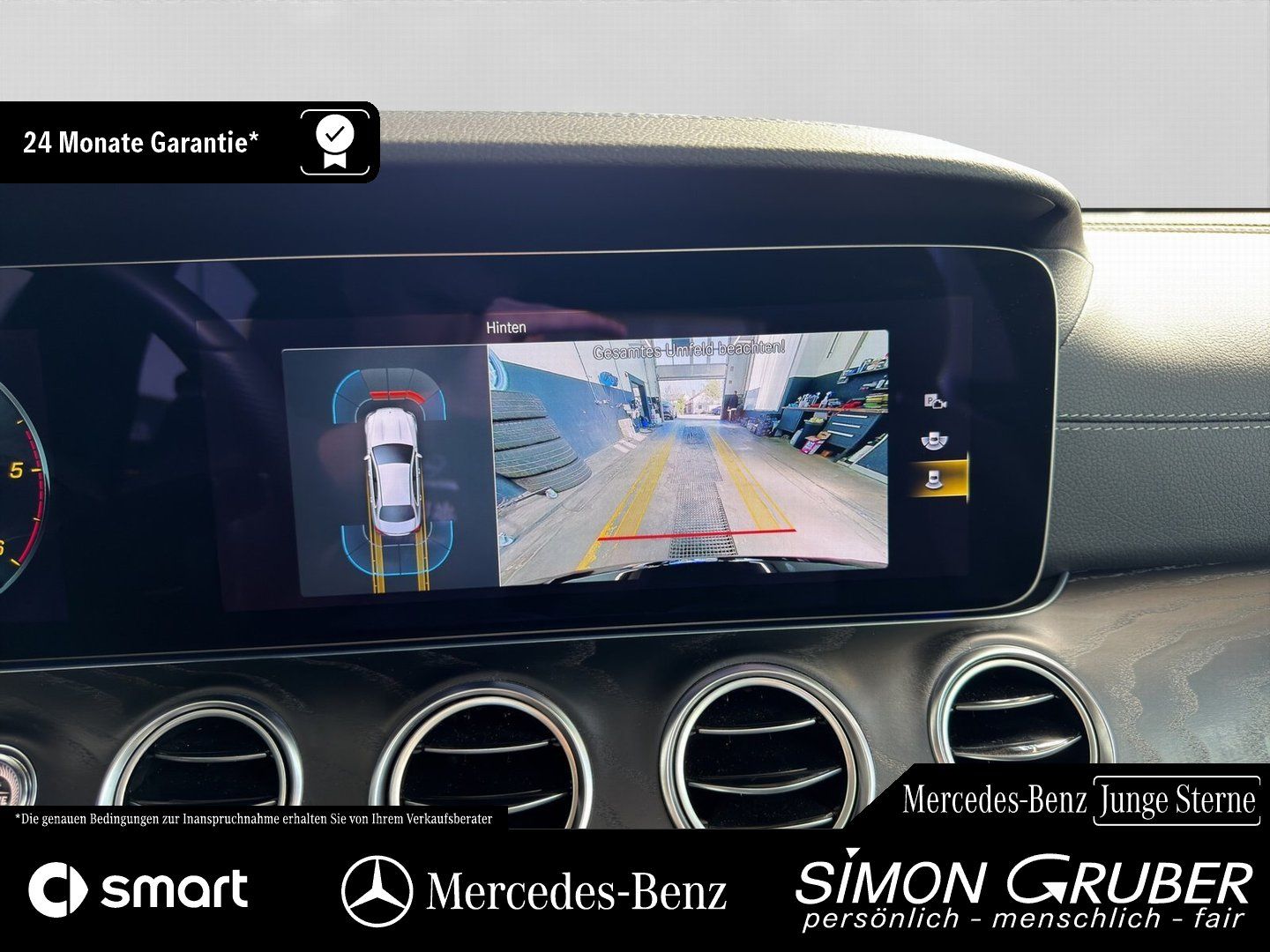 Fahrzeugabbildung Mercedes-Benz E 220 d 4M AMG Line IntExt Widescreen LED Kamera