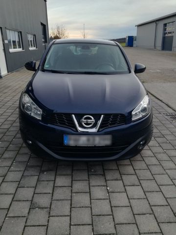 Nissan Qashqai J10