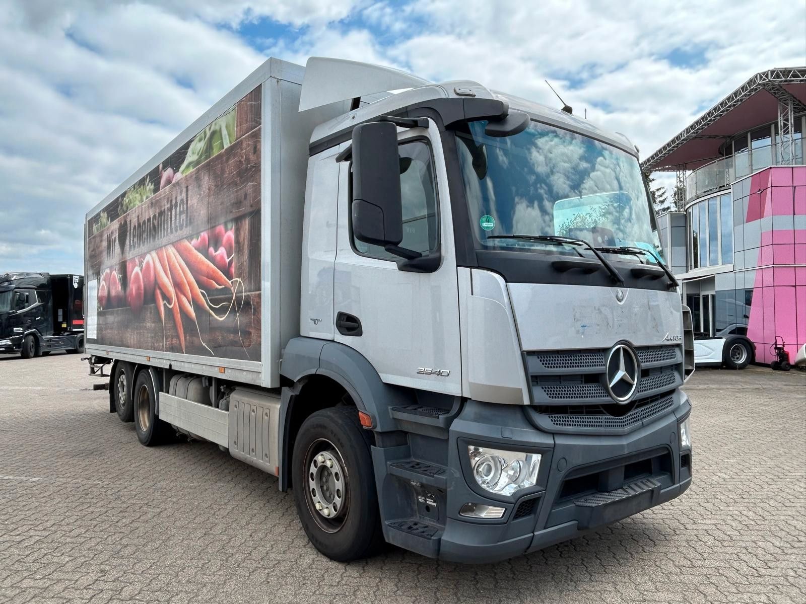Fahrzeugabbildung Mercedes-Benz 2 LKW Antos 2540, E6c, Frigoblock