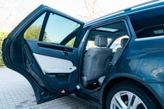 MERCEDES-BENZ E350  T CDI 4Matic/ AIRMATIC/ AHK/ MASSAGE